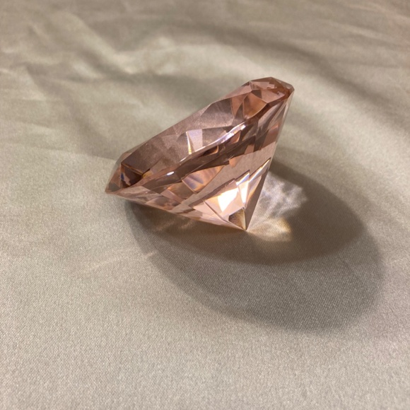 Pink Gem Jewel Diamond Faceted Glass Paperweight with Box (faded) 2.5” x 2” VGUC - Picture 13 of 14